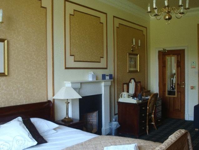 The Craigie Hotel Penicuik Room photo